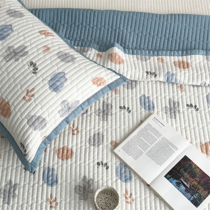 91家纺网 家纺一手货源 找家纺 美优兰 2025春夏新款双面天丝高温砂洗床盖 蓝海