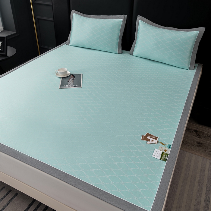 91家纺网 家纺一手货源 找家纺 小牛席业 2025新款轻奢风凉感冰丝席-月亮爱心系列 湖蓝