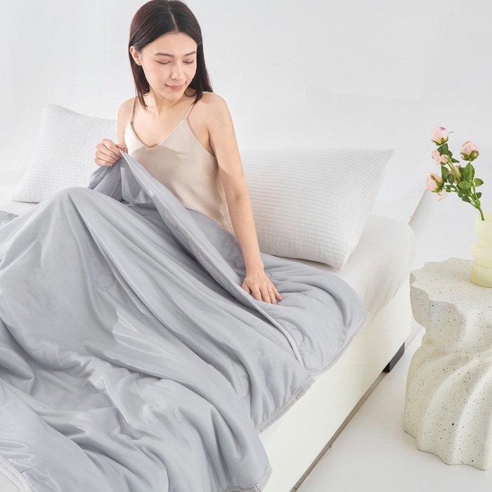 91家纺网 家纺一手货源 找家纺 丝薇雅 2025新款凉感丝夏被冰淇淋夏凉被 圆圈灰色