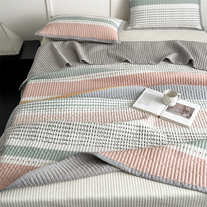 91家纺网 家纺一手货源 找家纺 美优兰 2025春夏新款双面天丝高温砂洗床盖 卡农