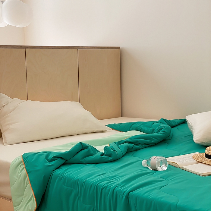 91家纺网 家纺一手货源 找家纺 时年家纺 2025新款升级版180克高定即刻凉感夏被 西瓜绿