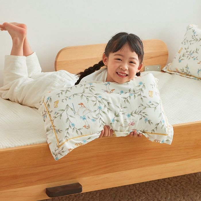 91家纺网 家纺一手货源 找家纺 嗨生活2025新款天竹系列A类竹纤维四层纱枕套 儿童枕套 幼儿园枕套 郊游鸭