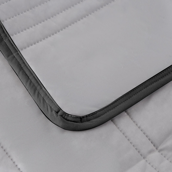 91家纺网 家纺一手货源 找家纺 丝薇雅 2025新款凉感丝夏被冰淇淋夏凉被 黑边-条纹灰色