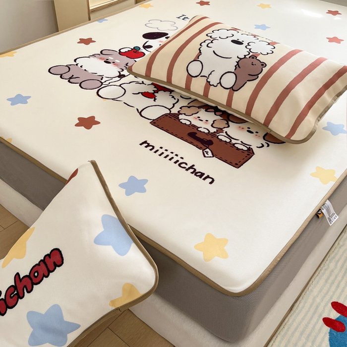 91家纺网 家纺一手货源 找家纺 金爱家  2025新款正版授权miiiiichan可爱卡通大版数码印花A类1200D冰感丝凉感席冰丝三件套平铺床笠系列 星愿小狗