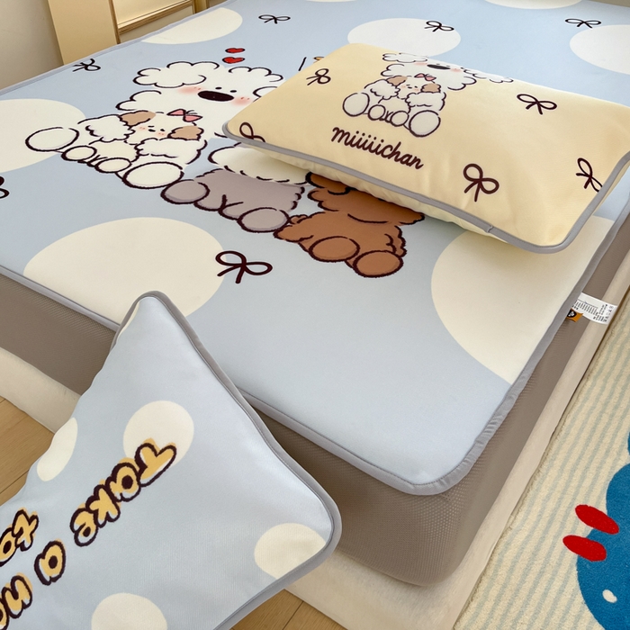 91家纺网 家纺一手货源 找家纺 （总）金爱家  2025新款正版授权miiiiichan可爱卡通大版数码印花A类1200D冰感丝凉感席冰丝三件套平铺床笠系列