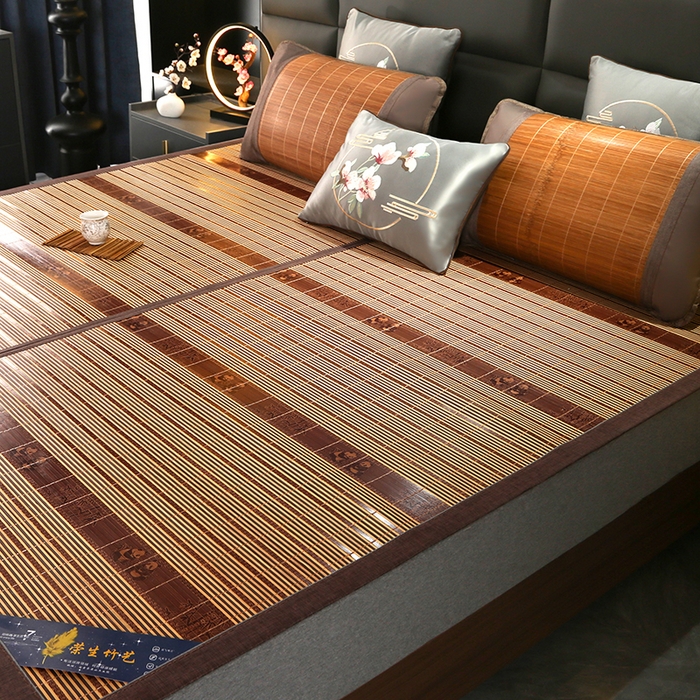 91家纺网 家纺一手货源 找家纺 森璐家纺 2025新款茶香养生竹席藤席草席冰丝席凉席子 富贵抱竹-反面冰藤