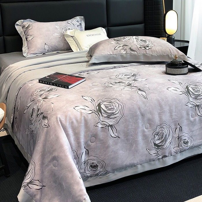 91家纺网 家纺一手货源 找家纺 若未家居 LOVEWE HOUSE 2025新款兰精天丝印花夏被及夏被四件套 叶罗丽玫瑰 灰（床单款+床盖款）