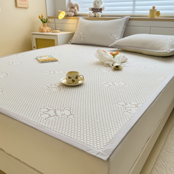 91家纺网 家纺一手货源 找家纺 999家纺   2025新款凉感提花冰豆豆凉席三件套 冰块熊-咖（凉席款）