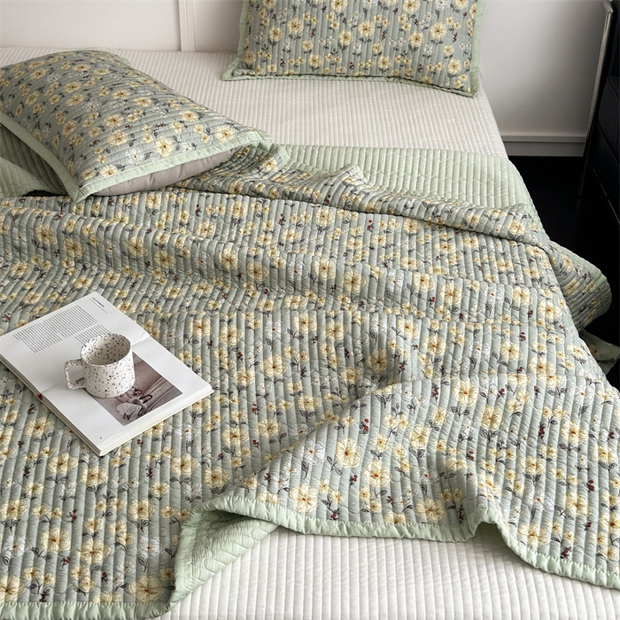 91家纺网 家纺一手货源 找家纺 美优兰 2025春夏新款双面天丝高温砂洗床盖 七里香