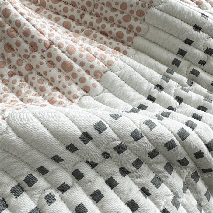 91家纺网 家纺一手货源 找家纺 美优兰 2025春夏新款双面天丝高温砂洗床盖 卡农