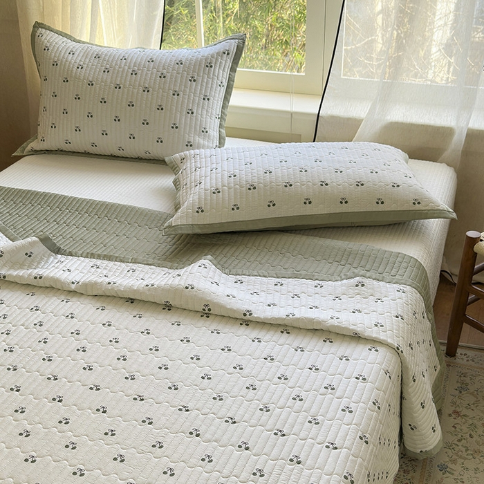 91家纺网 家纺一手货源 找家纺 美优兰 2025春夏新款双面天丝高温砂洗床盖 元气樱桃绿