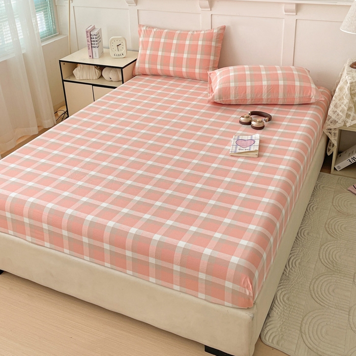 91家纺网 家纺一手货源 找家纺 2025新款全棉水洗棉套件-单床笠 洛伊粉咖小格