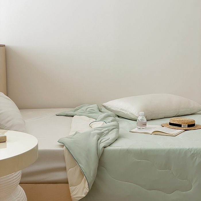 91家纺网 家纺一手货源 找家纺 时年家纺 2025新款升级版180克高定即刻凉感夏被 抹茶绿