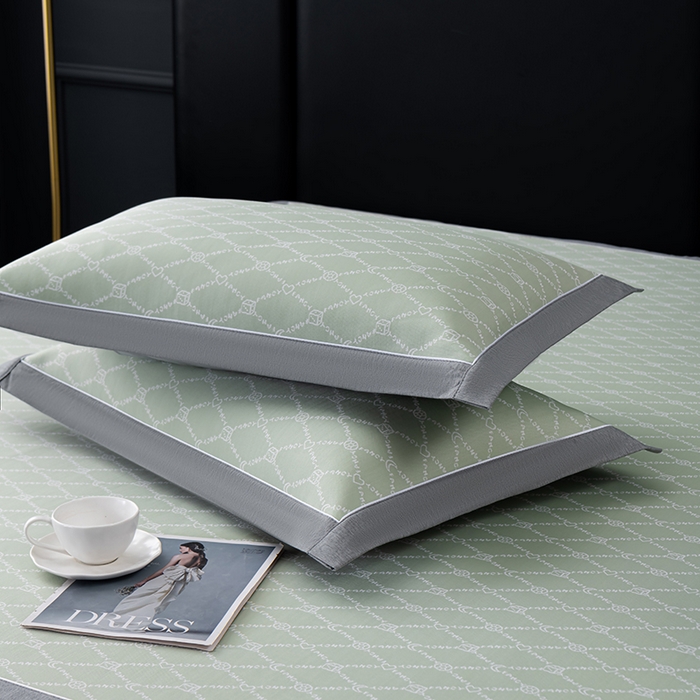 91家纺网 家纺一手货源 找家纺 小牛席业 2025新款轻奢风凉感冰丝席-月亮爱心系列 绿色