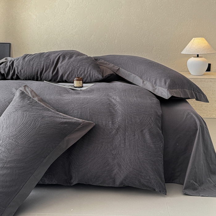 91家纺网 家纺一手货源 找家纺 若未家居 LOVEWE HOUSE 2025新款50S色织空气层水洗大提花全棉四件套 流光-碳素灰