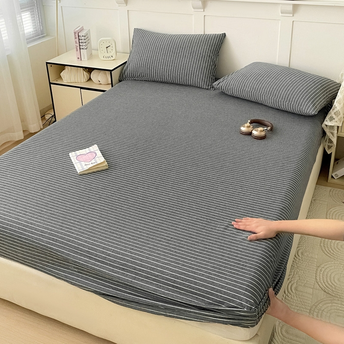 91家纺网 家纺一手货源 找家纺 2025新款全棉水洗棉套件-单床笠 灰细条