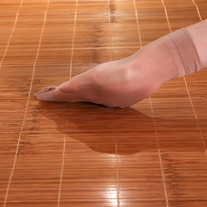 91家纺网 家纺一手货源 找家纺 鸣创 2025新款碳光竹席艾草驱蚊凉席草席藤席 步步高升