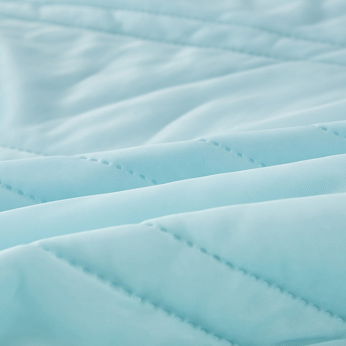 91家纺网 家纺一手货源 找家纺 丝薇雅 2025新款凉感丝夏被冰淇淋夏凉被 条纹浅绿