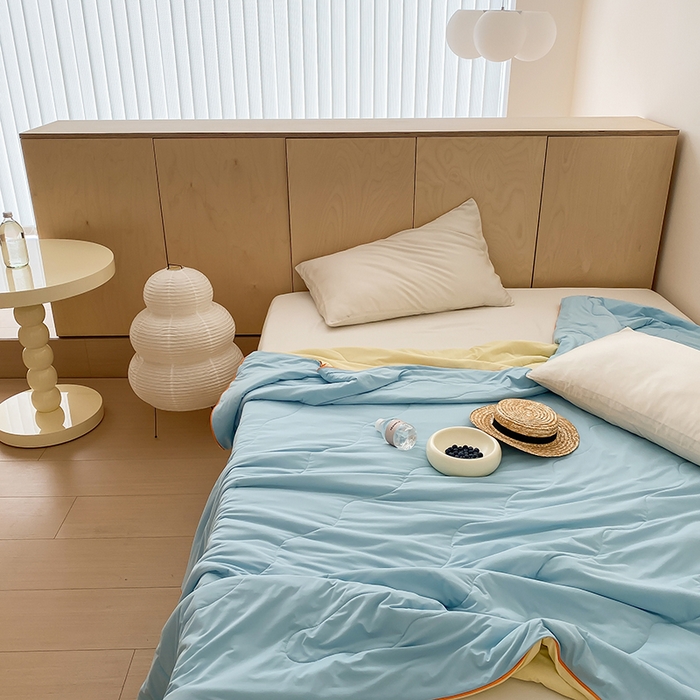 91家纺网 家纺一手货源 找家纺 时年家纺 2025新款升级版180克高定即刻凉感夏被 晴空蓝