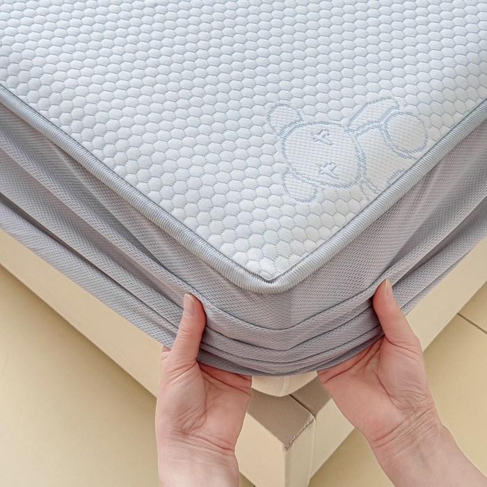 91家纺网 家纺一手货源 找家纺 999家纺   2025新款凉感提花冰豆豆凉席三件套 冰块熊-蓝（床笠款）