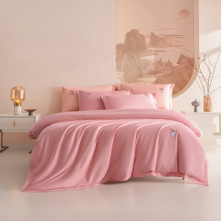 91家纺网 家纺一手货源 找家纺 （总）2025佑金甜新款100支全棉贡缎中国风新疆长绒棉纯色双拼四件套（礼盒塑封包装）