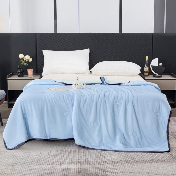 91家纺网 家纺一手货源 找家纺 丝薇雅 2025新款凉感丝夏被冰淇淋夏凉被 黑边-圆圈天蓝