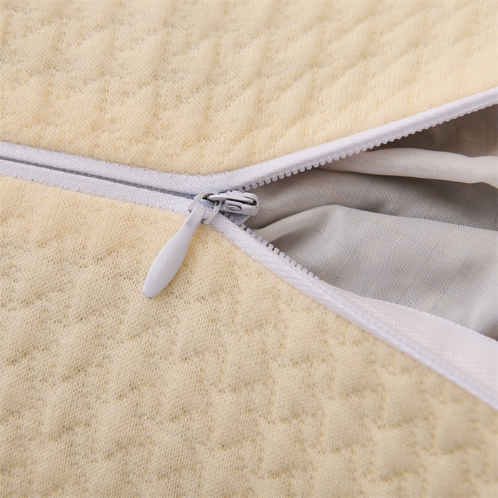 91家纺网 家纺一手货源 找家纺 芯洲 2025新款针织棉荞麦三角枕护颈保健工艺枕枕头枕芯 针织三角颈椎枕-白40*10cm/只（苦荞麦）