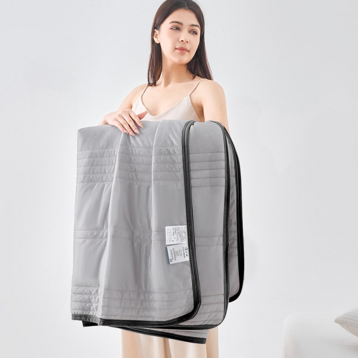 91家纺网 家纺一手货源 找家纺 丝薇雅 2025新款凉感丝夏被冰淇淋夏凉被 黑边-条纹灰色