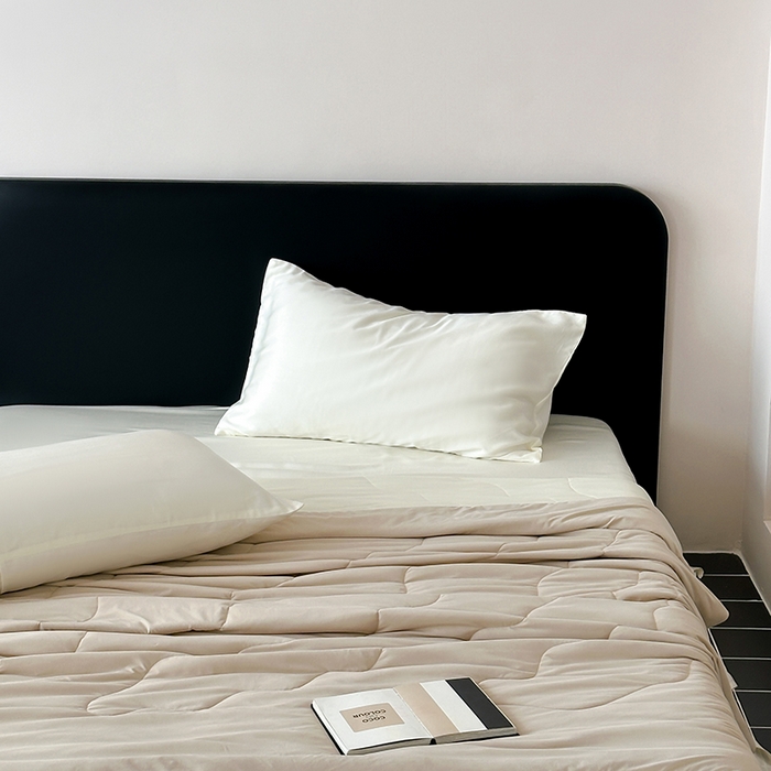 91家纺网 家纺一手货源 找家纺 时年家纺 2025新款升级版180克高定即刻凉感夏被 奶咖米