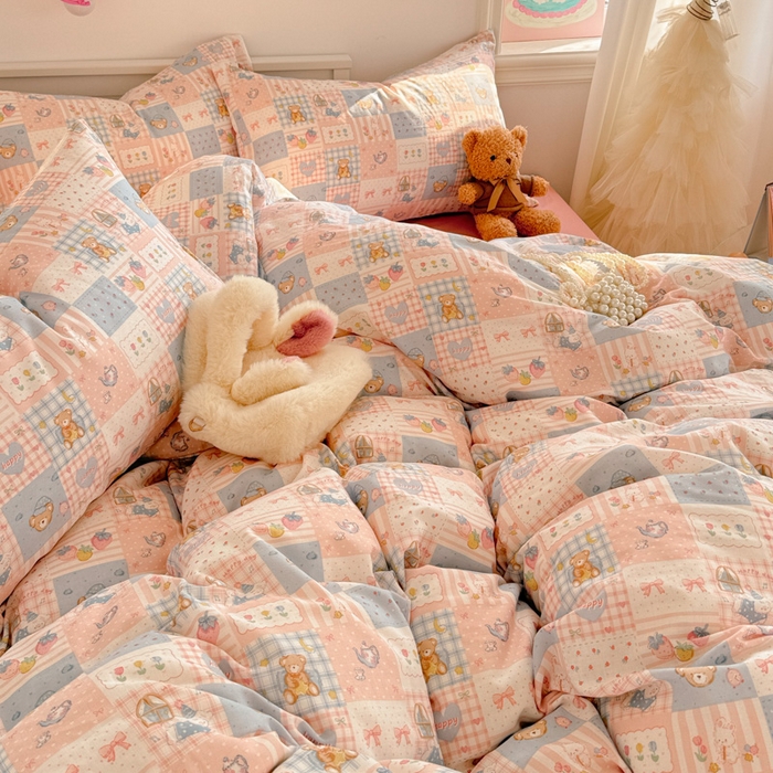 91家纺网 家纺一手货源 找家纺 呗旺鹿 2025新款A类母婴级全棉有氧双层纱印花四件套 熊熊酱