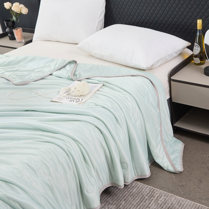 91家纺网 家纺一手货源 找家纺 丝薇雅 2025新款凉感丝夏被冰淇淋夏凉被 圆圈浅绿