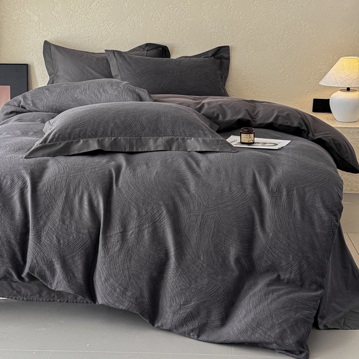 91家纺网 家纺一手货源 找家纺 若未家居 LOVEWE HOUSE 2025新款50S色织空气层水洗大提花全棉四件套 流光-碳素灰