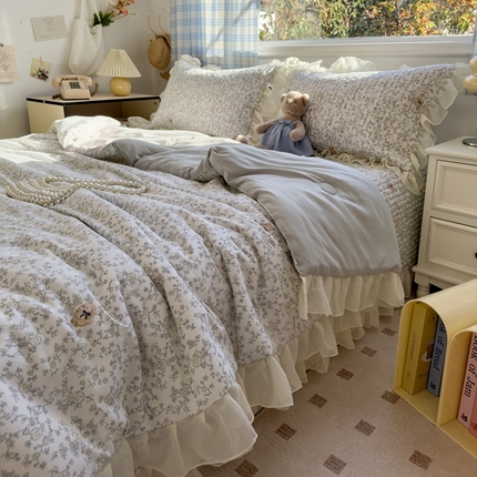 91家纺网 家纺一手货源 找家纺 （总）吉祥家纺  2025新款印花花边款夏凉被夏被四件套