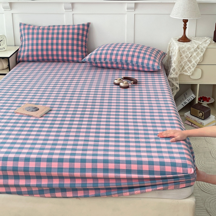 91家纺网 家纺一手货源 找家纺 2025新款全棉水洗棉套件-单床笠 粉灰小格