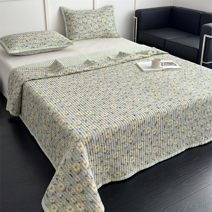 91家纺网 家纺一手货源 找家纺 美优兰 2025春夏新款双面天丝高温砂洗床盖 七里香