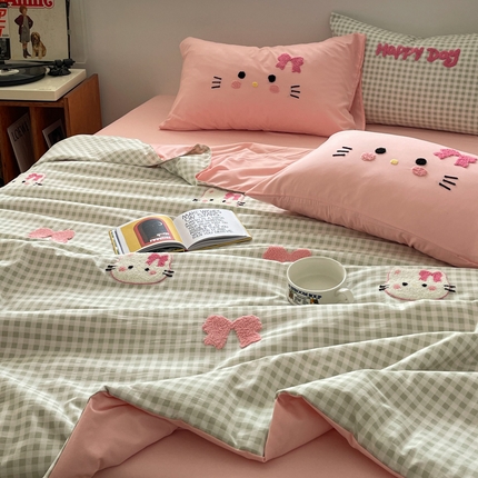 91家纺网 家纺一手货源 找家纺 （总）红嘴企鹅 2025新款卡通毛巾绣空调被夏被四件套