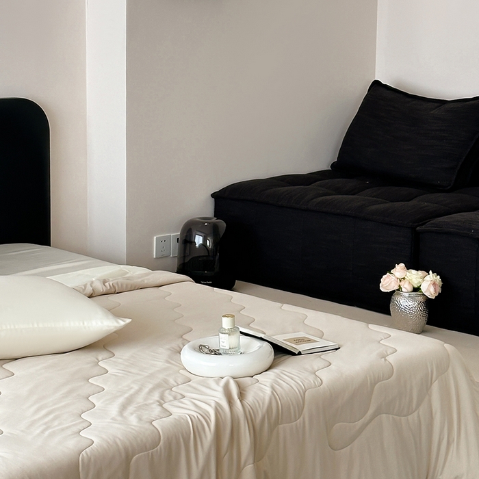 91家纺网 家纺一手货源 找家纺 时年家纺 2025新款升级版180克高定即刻凉感夏被 奶咖米