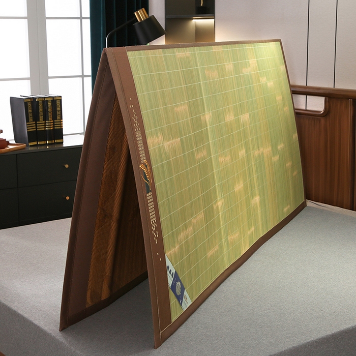 91家纺网 家纺一手货源 找家纺 鸣创 2025新款碳光竹席艾草驱蚊凉席草席藤席 清凉一夏