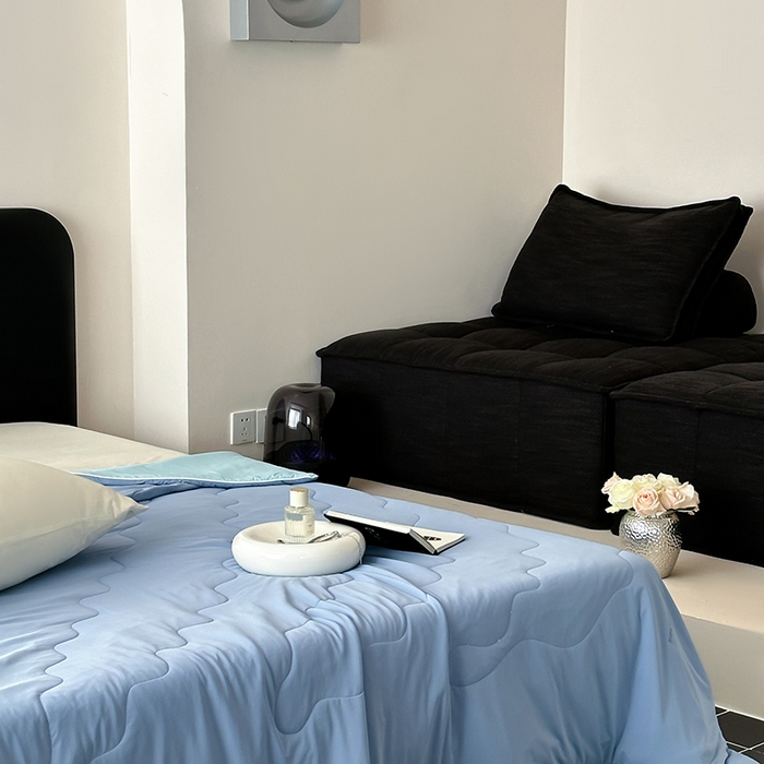 91家纺网 家纺一手货源 找家纺 时年家纺 2025新款升级版180克高定即刻凉感夏被 海盐蓝