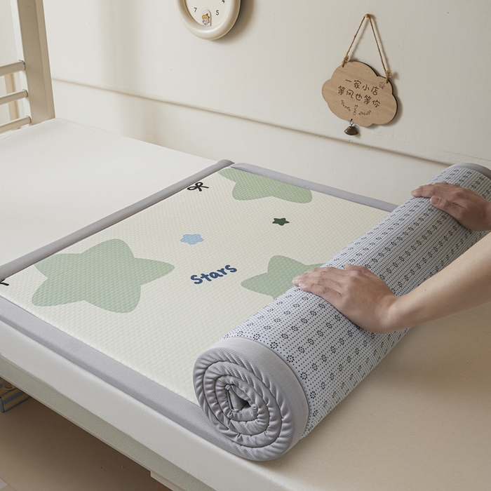 91家纺网 家纺一手货源 找家纺 （总）川悦生活 2025新款数码印花冰豆豆凉席床垫-学生床