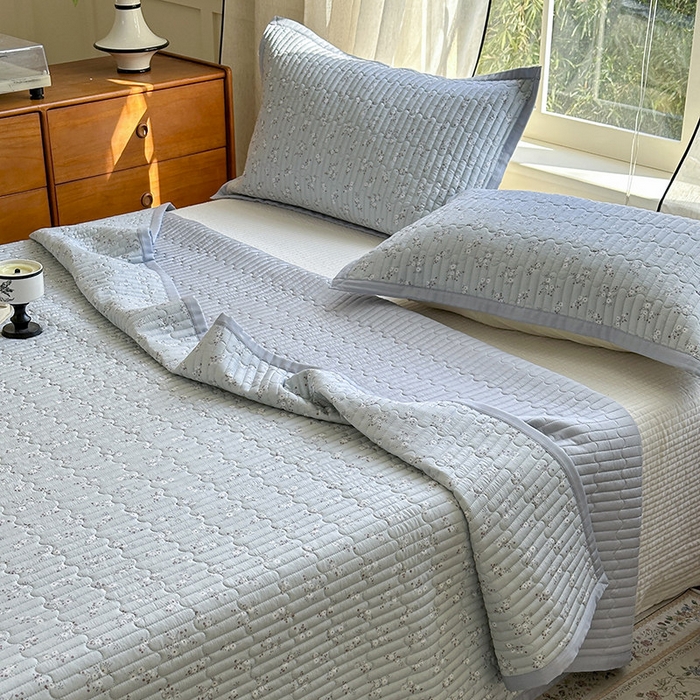 91家纺网 家纺一手货源 找家纺 美优兰 2025春夏新款双面天丝高温砂洗床盖 赫拉花园