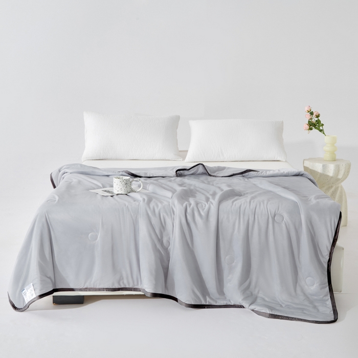 91家纺网 家纺一手货源 找家纺 丝薇雅 2025新款凉感丝夏被冰淇淋夏凉被 黑边-圆圈灰色