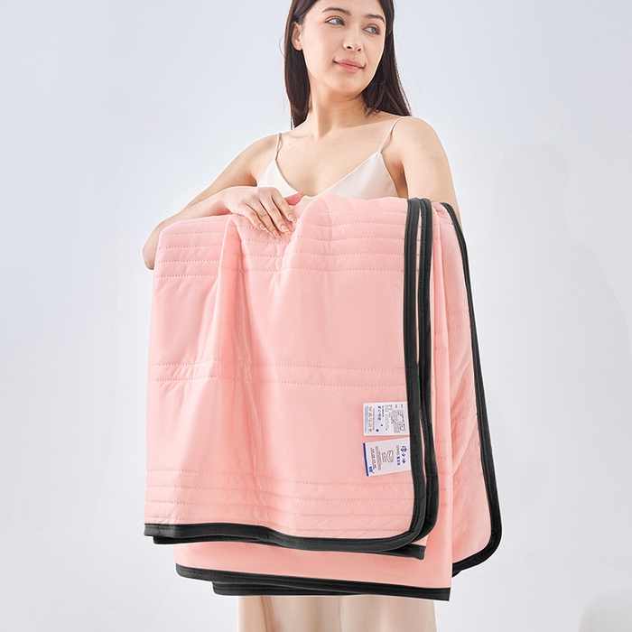 91家纺网 家纺一手货源 找家纺 丝薇雅 2025新款凉感丝夏被冰淇淋夏凉被 黑边-玉色