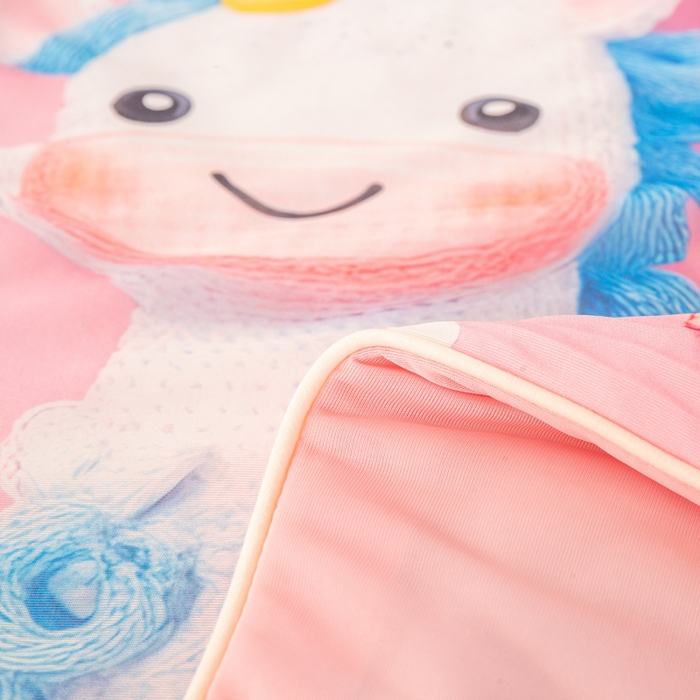 91家纺网 家纺一手货源 找家纺  居易简 2025新款5D夏被空调被A类云母仿锦氨凉感丝夏凉被 粉色独角兽