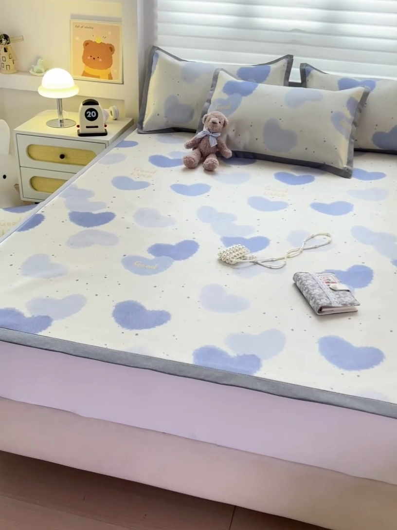 91家纺网 家纺一手货源 找家纺 金盛纺 2025新款A类数码印花冰丝席-床席款 心心相印