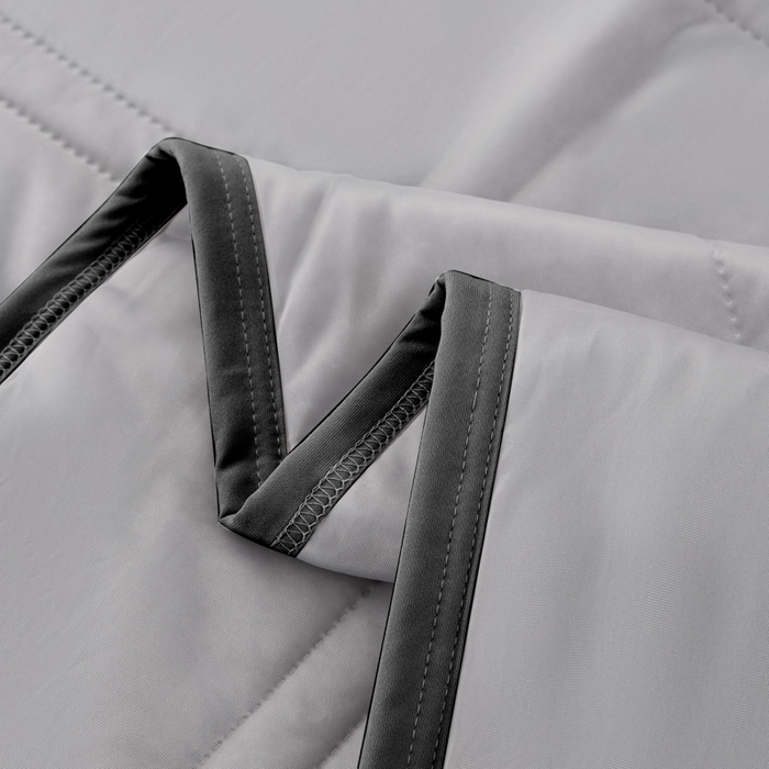 91家纺网 家纺一手货源 找家纺 丝薇雅 2025新款凉感丝夏被冰淇淋夏凉被 黑边-条纹灰色