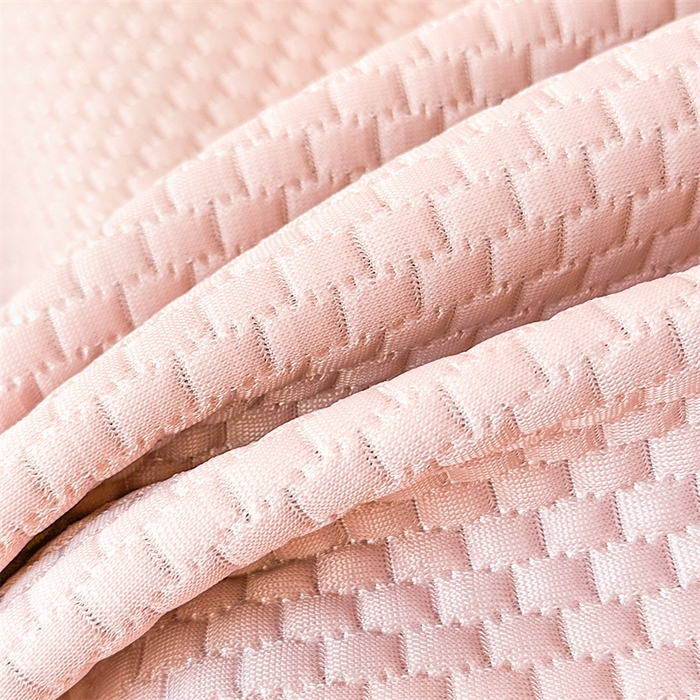 91家纺网 家纺一手货源 找家纺 启程家纺 2025春夏新款冰豆豆凉席刺绣款复合三明治三件套 小香风-粉