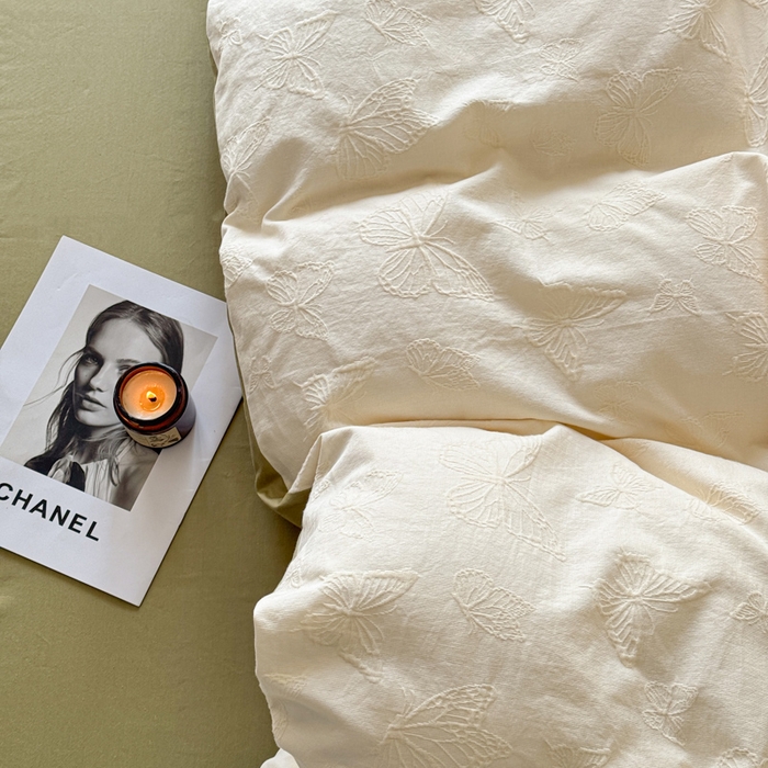 91家纺网 家纺一手货源 找家纺 若未家居 LOVEWE HOUSE 2025新款50S色织空气层水洗大提花全棉四件套 梦蝶-春日白