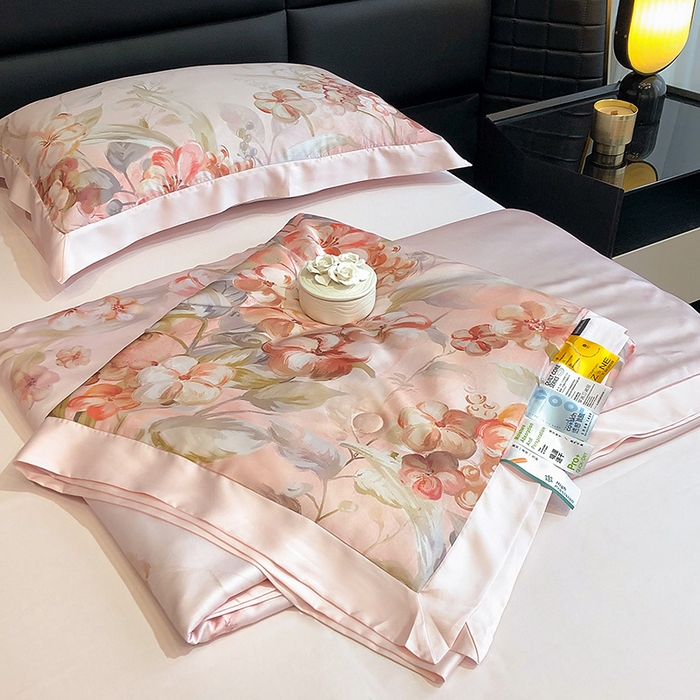 91家纺网 家纺一手货源 找家纺 若未家居 LOVEWE HOUSE 2025新款兰精天丝印花夏被及夏被四件套 花西子 粉（床单款+床盖款）