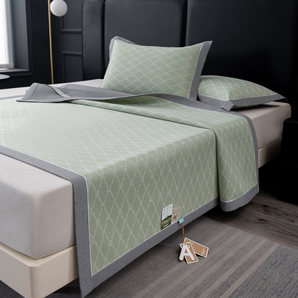 小牛席业 2025新款轻奢风凉感冰丝席-月亮爱心系列 绿色